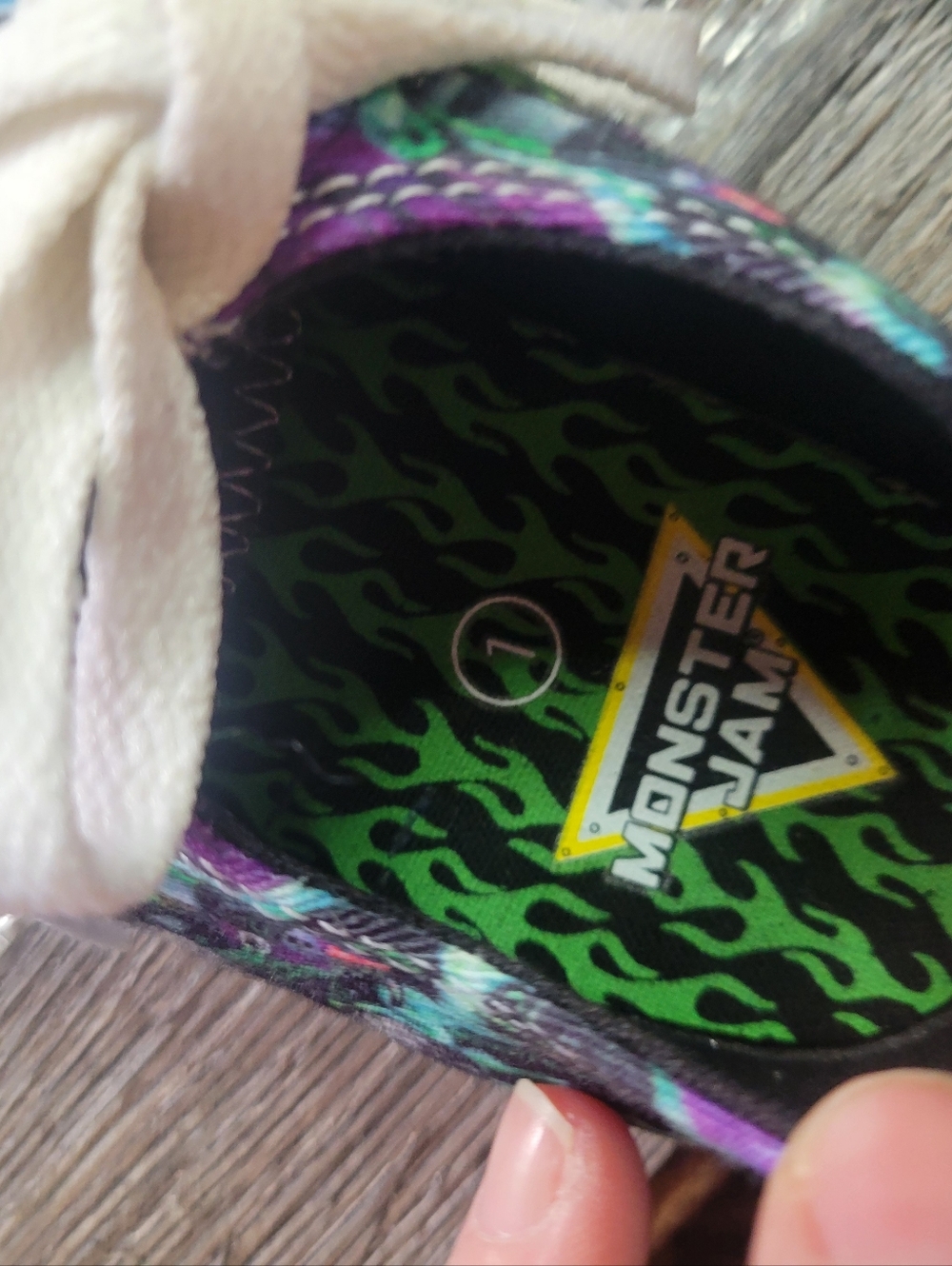 Monster Jam Colorful Graphic Canvas Sneakers - Purple & Green Youth Size 1 - Picture 5 of 6